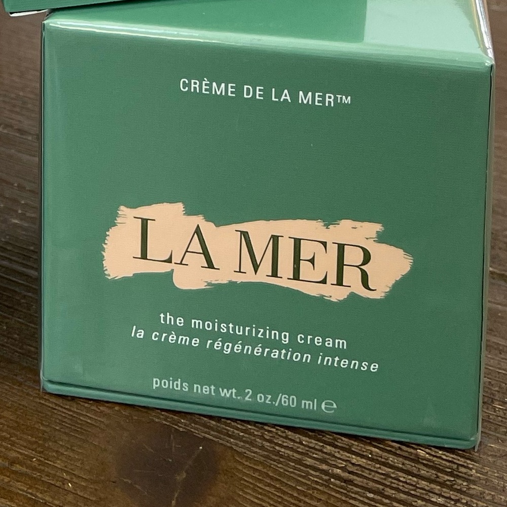La Mer moisturizing treatment